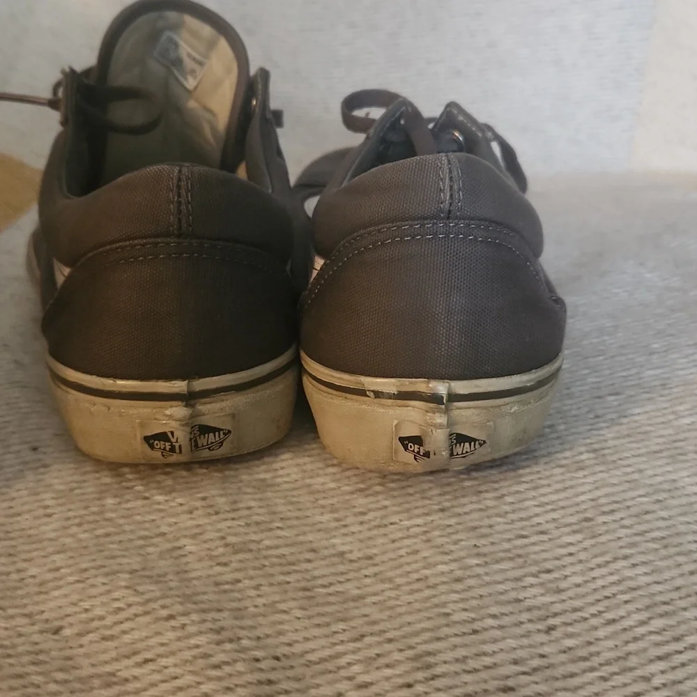 VANS - Picture 5 of 5